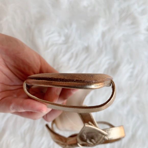 Kate Spade gold color sandals SZ 7 - Picture 6 of 7